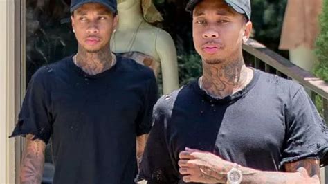 Tyga calls on FBI to hunt down hacker over nude。